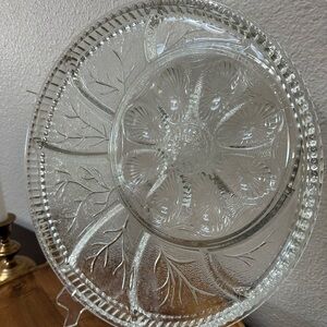 Vintage Indiana Glass Pebble Leaf Deviled Egg Platter